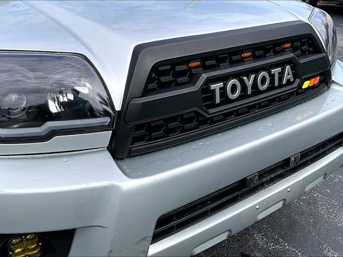 Used 2007 Toyota 4Runner SR5 image 33