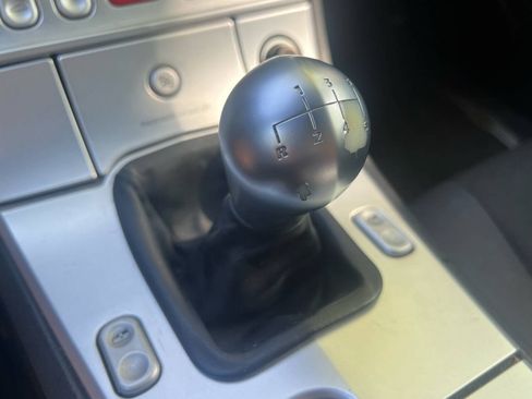 Used 2005 Chrysler Crossfire Convertible RWD image 20