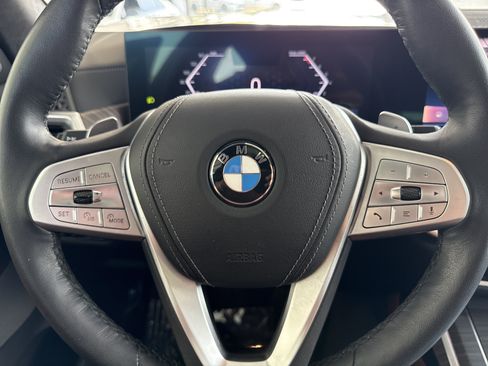 Used 2023 BMW X7 xDrive40i w/ Executive Package AWD/4WD image 38