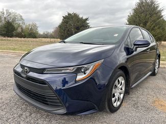 Used 2025 Toyota Corolla LE video 1