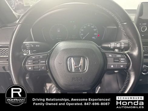 Used 2023 Honda Civic Sport image 11