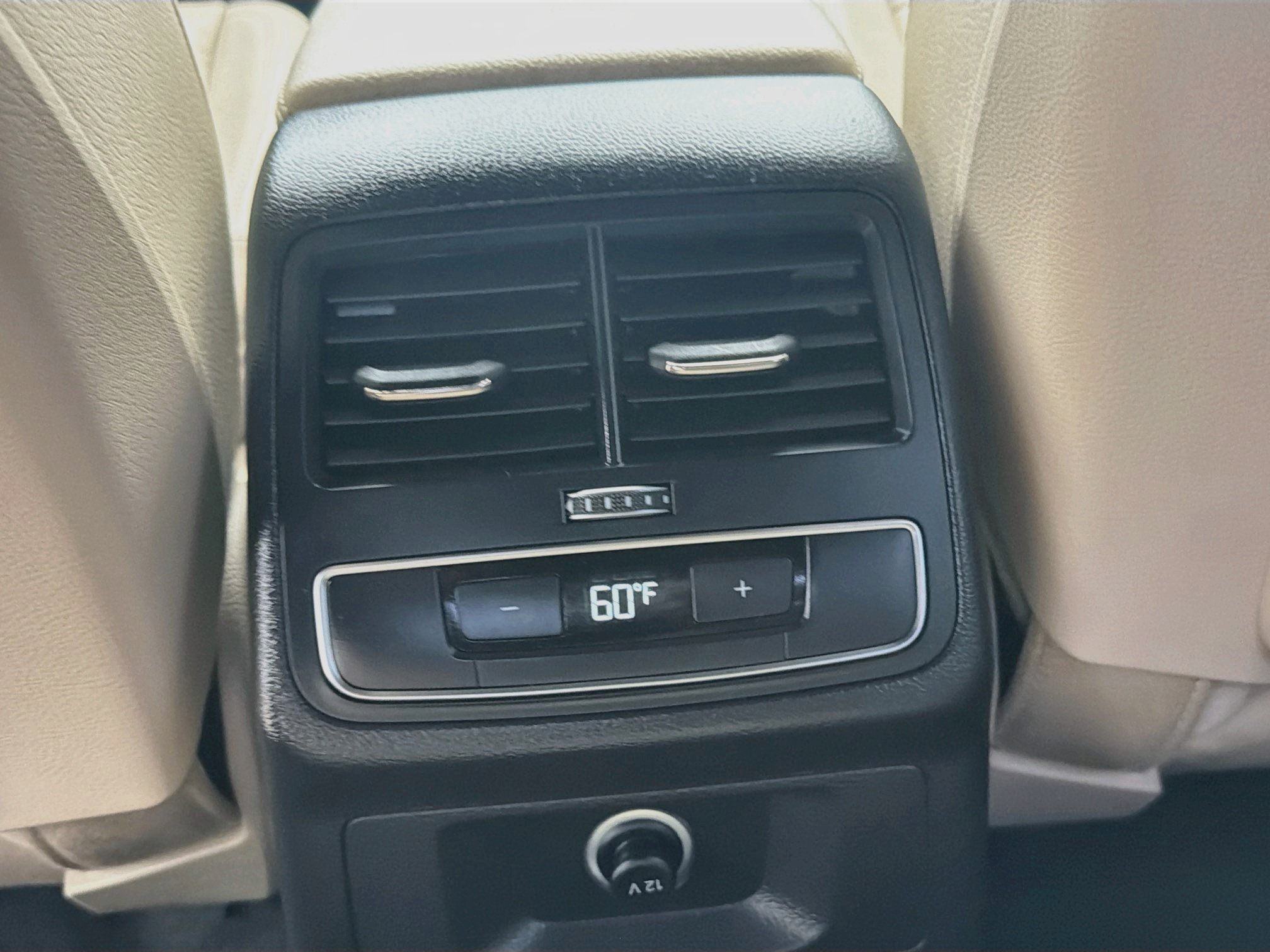 Used 2017 Audi A4 2.0T Premium Plus w/ Premium Plus Package AWD/4WD image 29