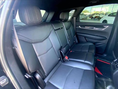 Used 2022 Cadillac XT5 Premium Luxury w/ LPO, Premium Carpet Package image 21