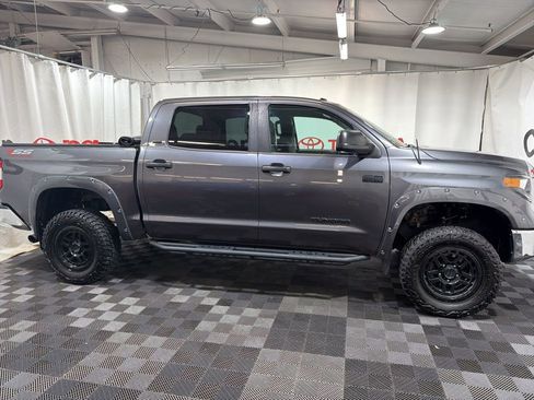 Used 2019 Toyota Tundra SR5 w/ SR5 Upgrade Package image 8
