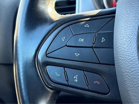 Used 2023 Dodge Charger SXT image 15