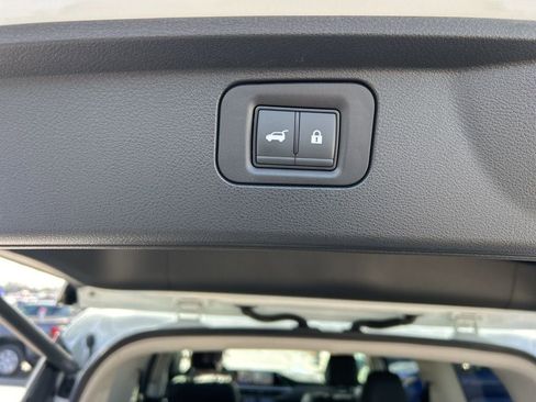 Used 2025 INFINITI QX80 Luxe image 20