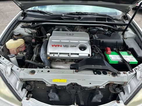 Used 2003 Toyota Camry LE FWD image 19