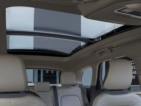 New 2026 Lincoln Corsair Premiere image 22