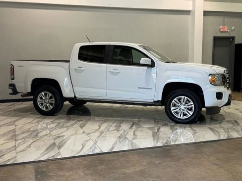 Used 2019 GMC Canyon SLE w/ SLE Convenience Package image 5
