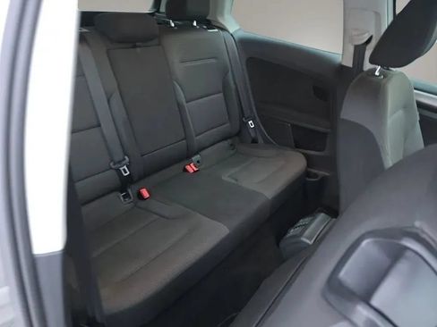 Used 2016 Volkswagen Golf S FWD image 12