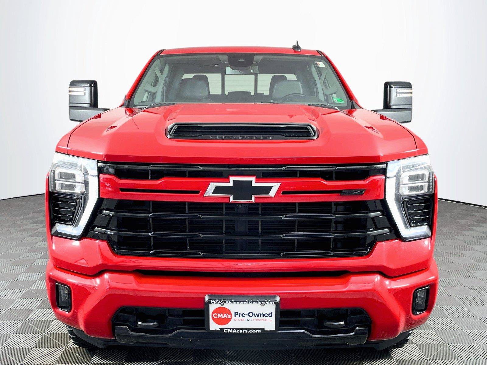Used 2024 Chevrolet Silverado 2500 LT w/ Z71 Sport Edition AWD/4WD image 2