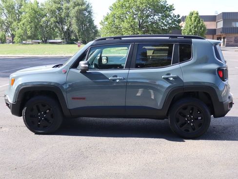 Used 2018 Jeep Renegade Trailhawk w/ Cold Weather Group II AWD/4WD image 9