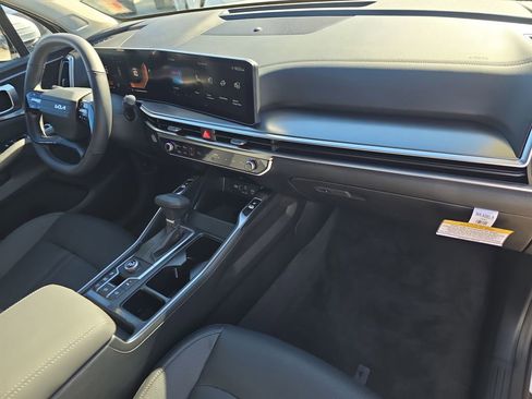 New 2026 Kia Sorento S w/ S Panoramic Sunroof Package FWD image 13