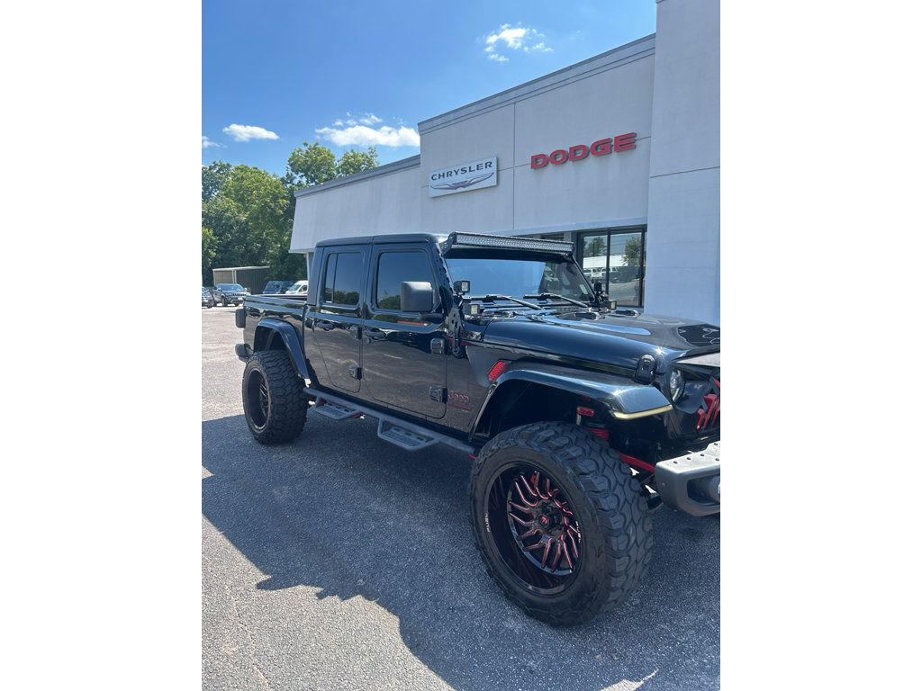 Used 2021 Jeep Gladiator Sport AWD/4WD image 2