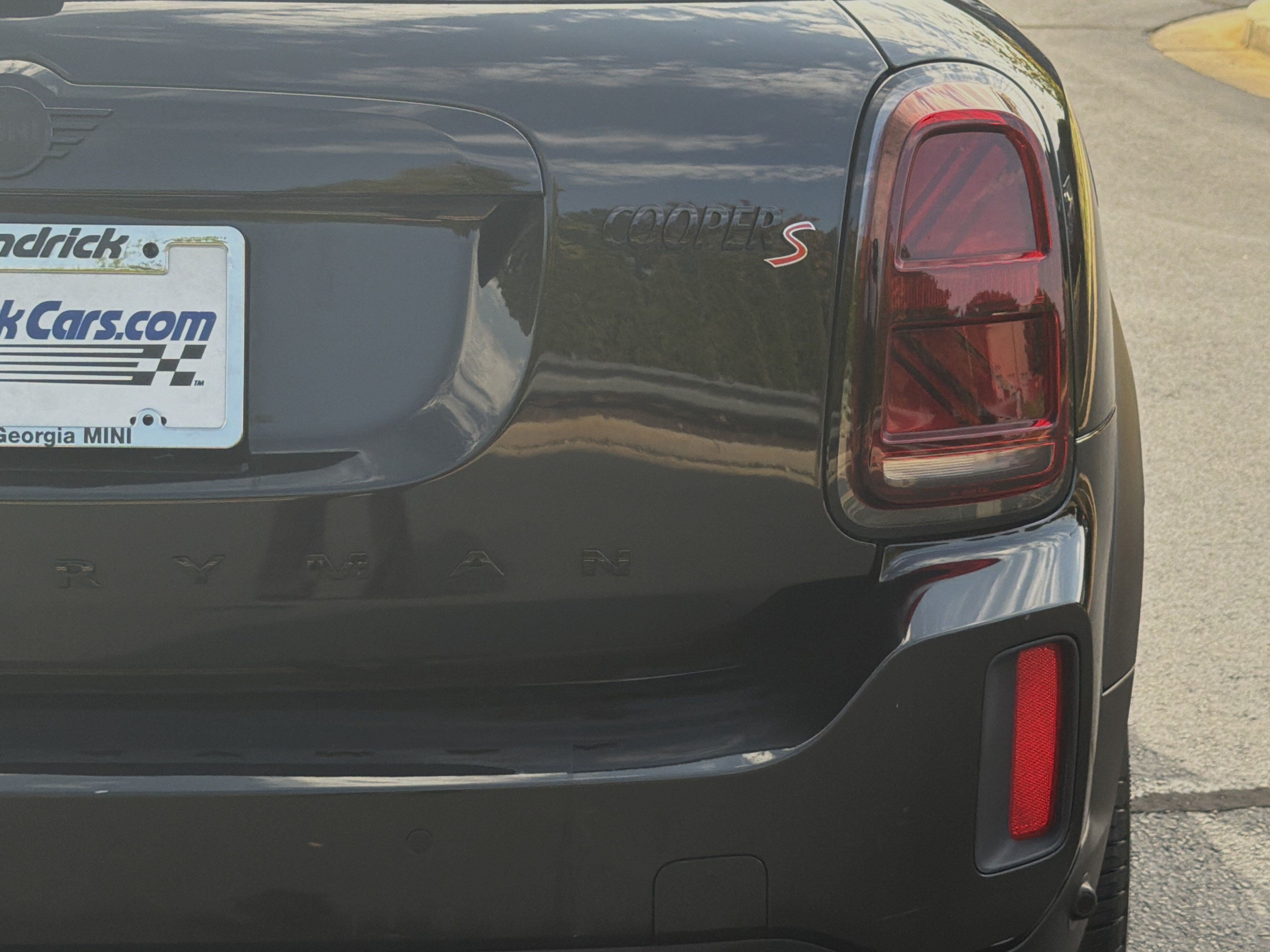 Used 2024 MINI Cooper Countryman S w/ Premium Package FWD image 23