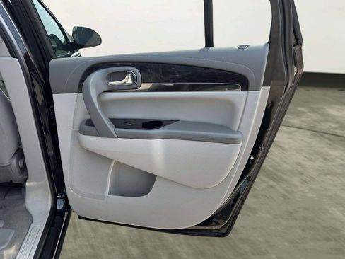 Used 2017 Buick Enclave Convenience FWD image 19