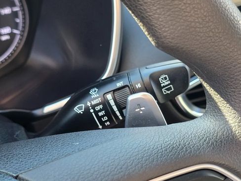 Used 2022 Hyundai Santa Fe SEL image 31