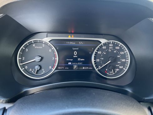 Certified 2023 Nissan Sentra SR w/ Trunk Package image 17