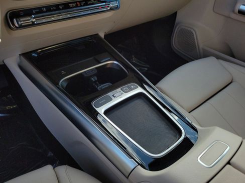 Certified 2025 Mercedes-Benz GLA 250 image 21