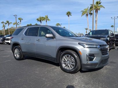 Used 2023 Chevrolet Traverse LT