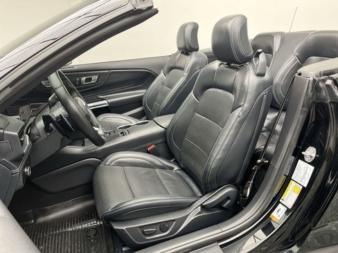 Certified 2025 Ford Mustang GT Premium image 10