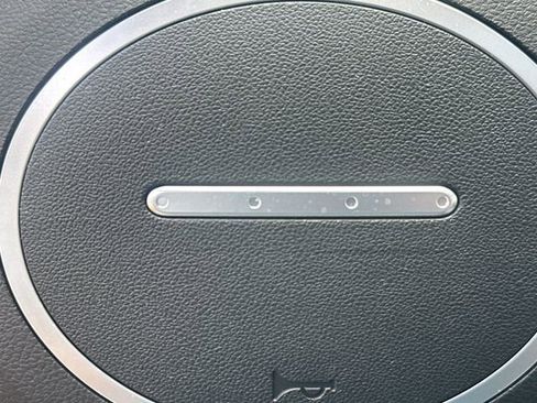 Used 2025 Hyundai Tucson SEL FWD image 25