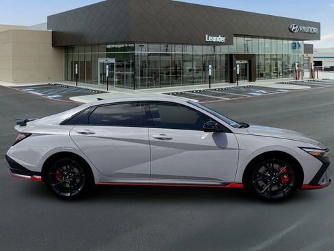 New 2026 Hyundai Elantra N FWD image 9