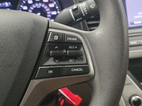 Used 2018 Hyundai Elantra SEL w/ Cargo Package image 31