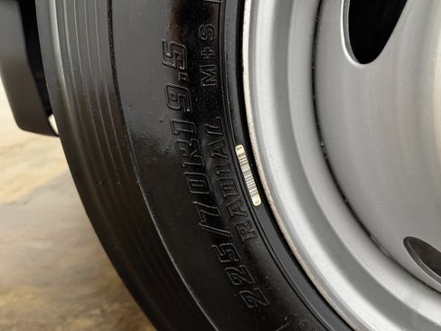 Used 2018 Ford F450 XL w/ Power Equipment Group image 40