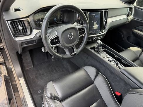 Used 2019 Volvo S60 T6 R-Design AWD/4WD image 14