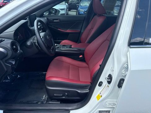 Used 2025 Lexus IS 350 F Sport RWD image 5