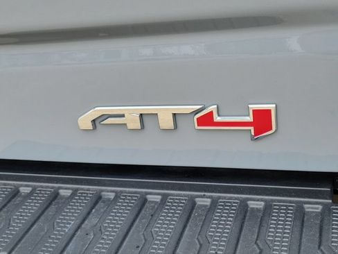 Used 2024 GMC Sierra 1500 AT4 w/ AT4 Premium Package AWD/4WD image 5