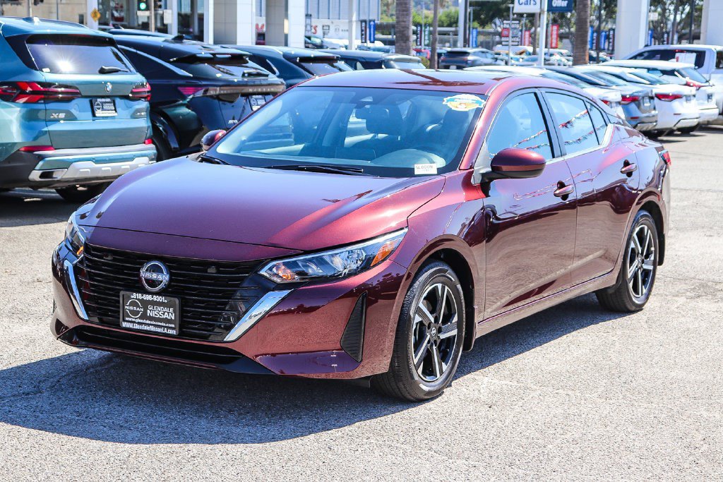 Certified 2025 Nissan Sentra SV FWD image 3