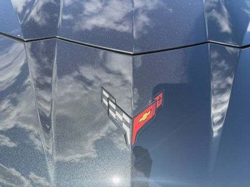 Used 2024 Chevrolet Corvette Stingray Premium Conv w/ Z51 Performance Package image 9