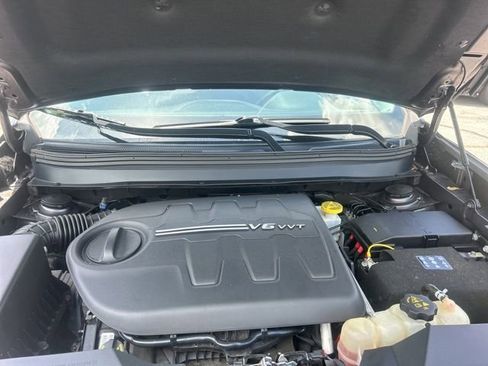 Used 2019 Jeep Cherokee Limited AWD/4WD image 34