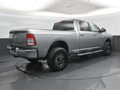 Used 2021 RAM 2500 Big Horn AWD/4WD image 3
