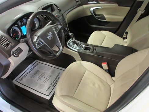 Used 2012 Buick Regal Leather image 7