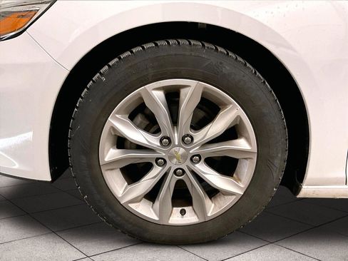 Used 2020 Chevrolet Malibu LT image 8