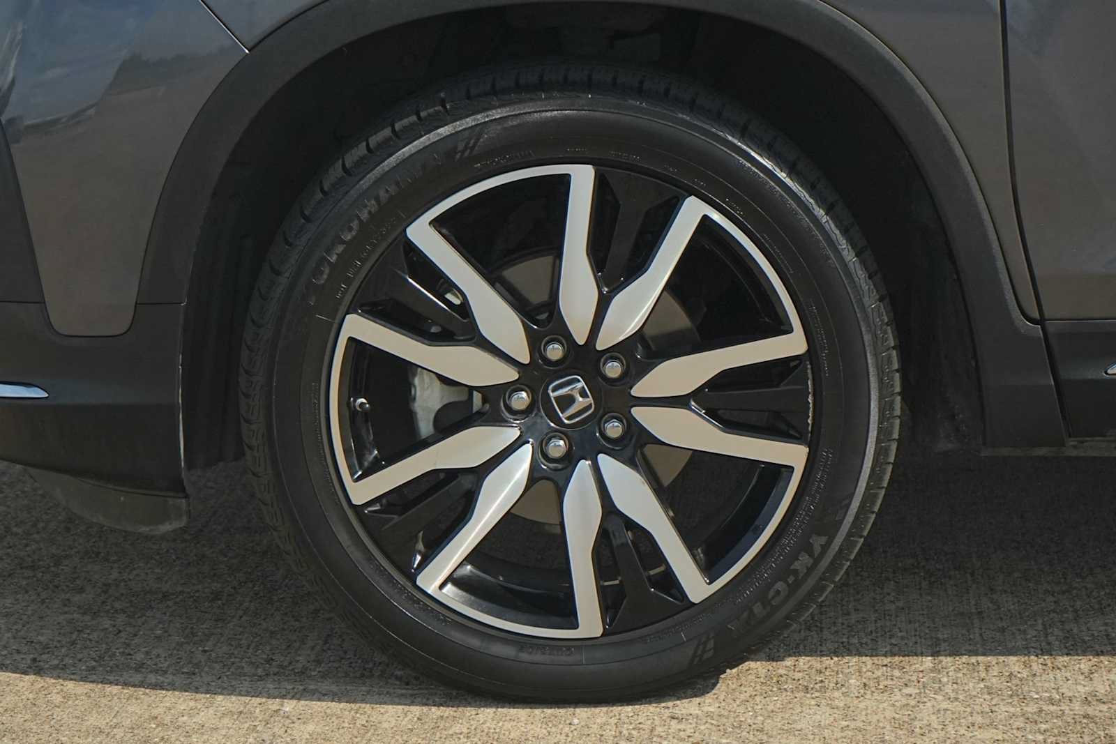 Used 2019 Honda Pilot Elite image 7