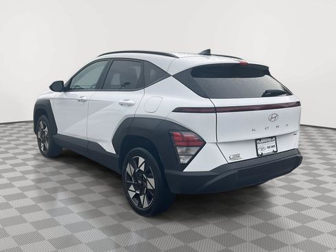 Certified 2025 Hyundai Kona SEL AWD/4WD image 7