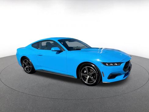 Used 2024 Ford Mustang Premium image 2