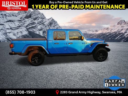 Used 2023 Jeep Gladiator Mojave w/ Cold Weather Group image 11