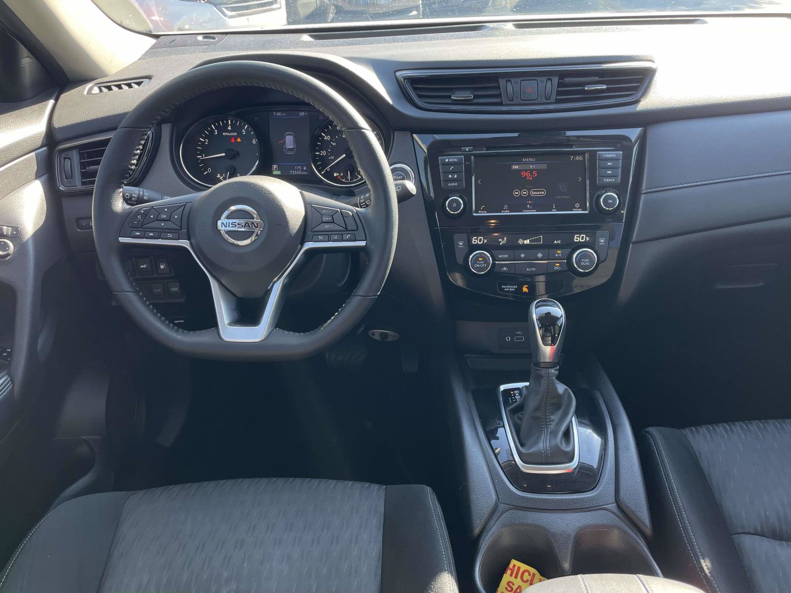 Used 2020 Nissan Rogue SV FWD image 4