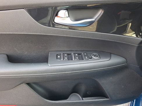 Used 2022 Kia Forte GT-Line w/ GT-Line Technology Package image 12