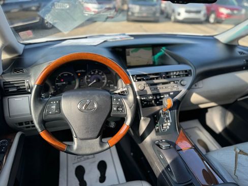 Used 2010 Lexus RX 450h AWD image 9