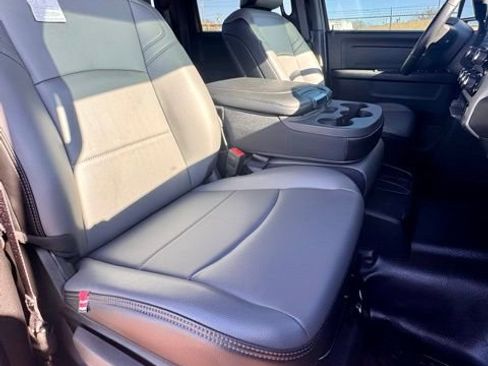 New 2025 RAM 2500 Tradesman w/ Chrome Appearance Group image 14