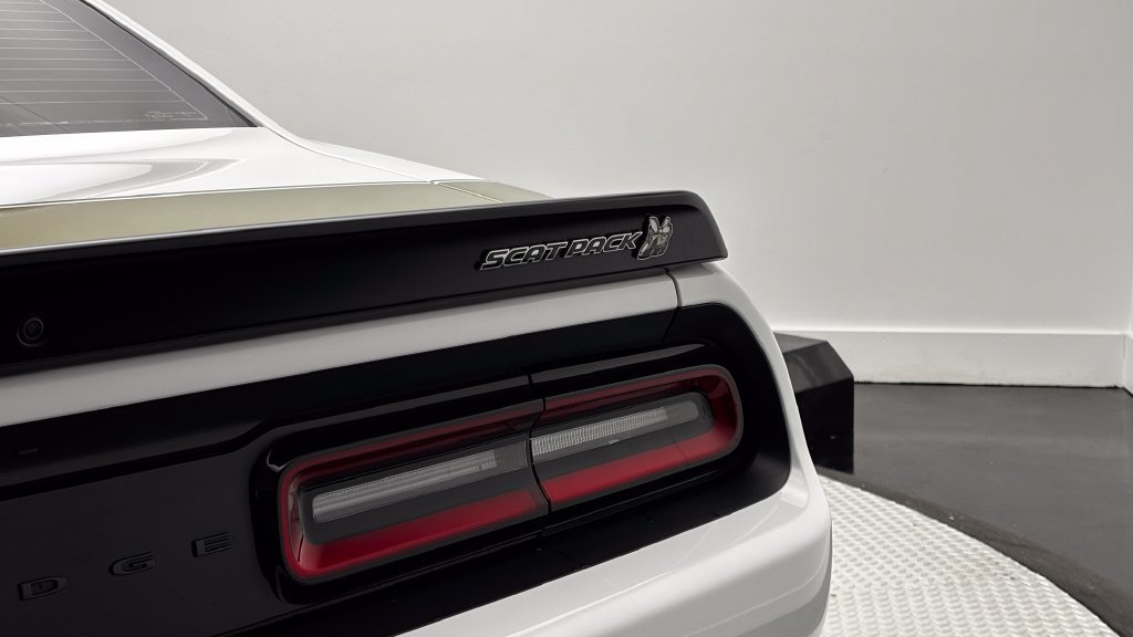 Used 2023 Dodge Challenger R/T Scat Pack RWD image 16