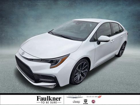Used 2022 Toyota Corolla SE image 1