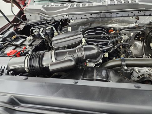 Used 2021 Ford F250 XLT w/ XLT Premium Package image 18