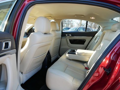 Used 2015 Lincoln MKS w/ Equipment Group 101A image 35